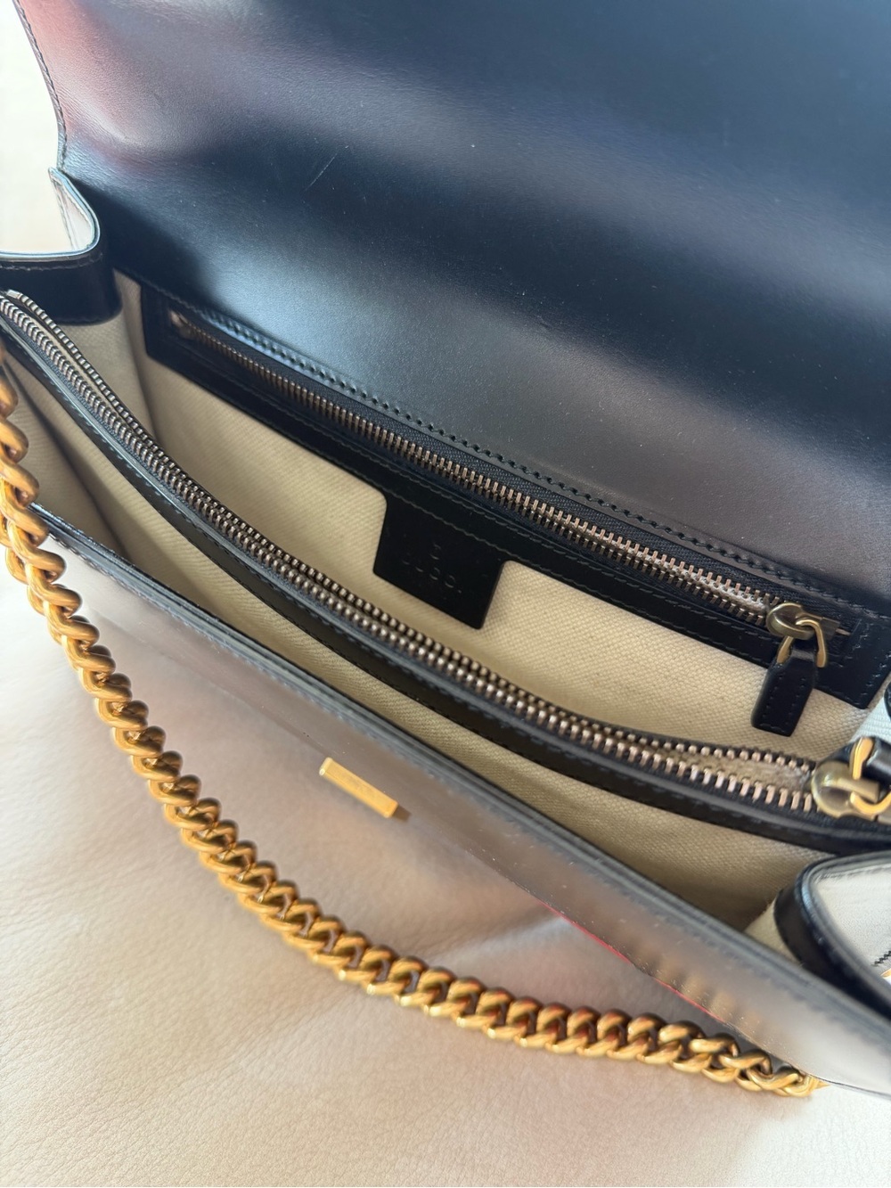 Gucci GG Marmont Heart Shoulder Bag - Picture 6 of 6